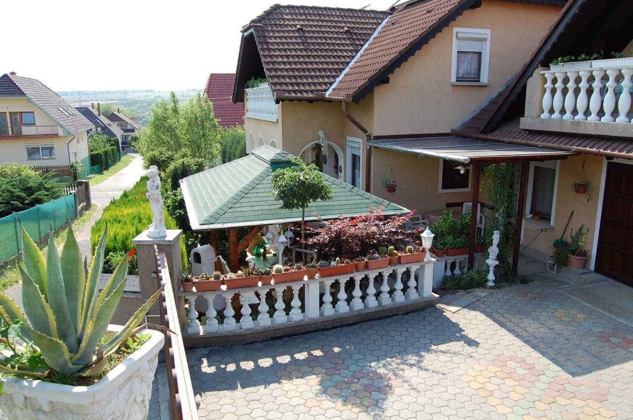 Apartment In Heviz/Balaton 18913 Dış mekan fotoğraf
